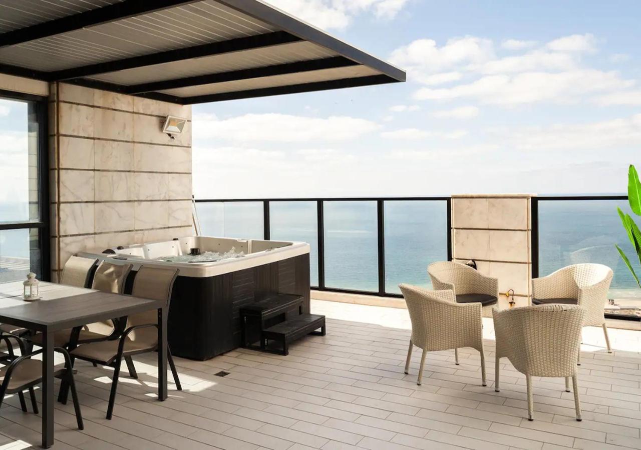 Oַ&O Group- Luxury Penthouse Jacuzzi Sea 36 Floor Leilighet Bat Yam Eksteriør bilde