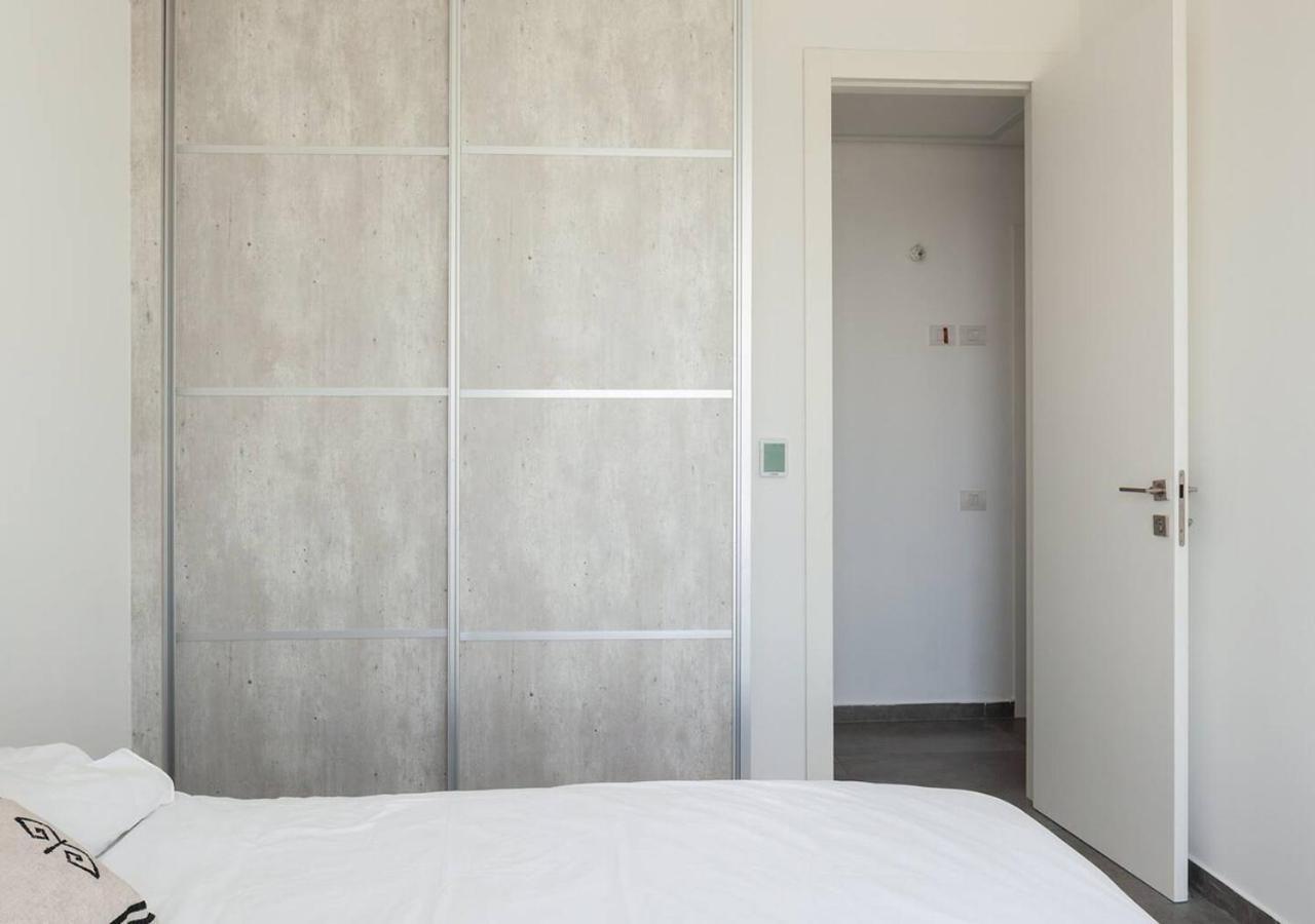 Oַ&O Group- Luxury Penthouse Jacuzzi Sea 36 Floor Leilighet Bat Yam Eksteriør bilde