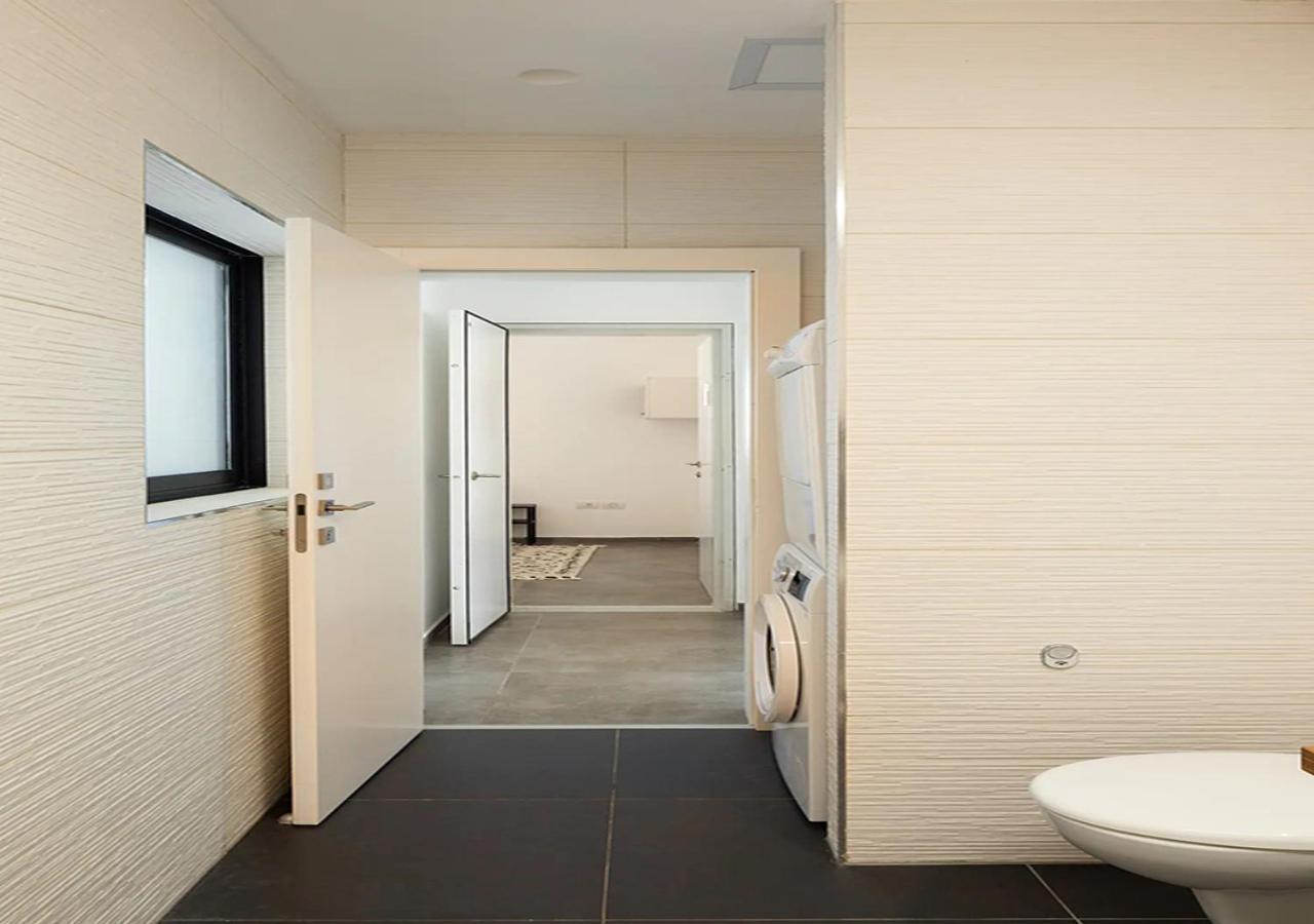 Oַ&O Group- Luxury Penthouse Jacuzzi Sea 36 Floor Leilighet Bat Yam Eksteriør bilde