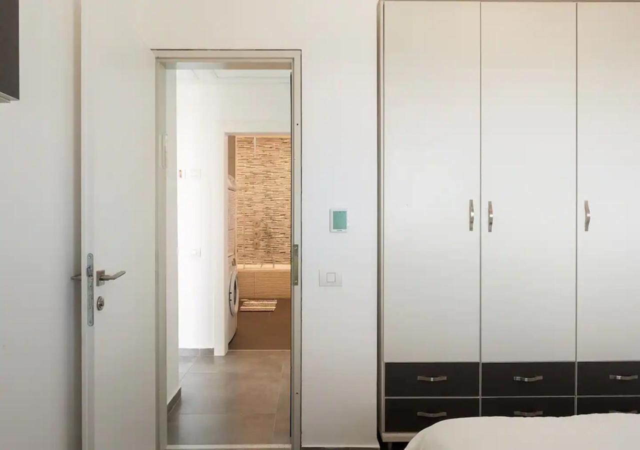 Oַ&O Group- Luxury Penthouse Jacuzzi Sea 36 Floor Leilighet Bat Yam Eksteriør bilde